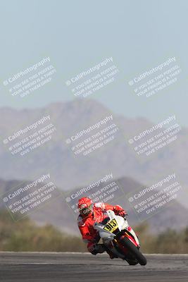 media/Oct-26-2025-Race Pace (Sun) [[c1447ca738]]/Non Verified (1st 20 Minutes of every Hour)/4-Turn 14 (1110am)/